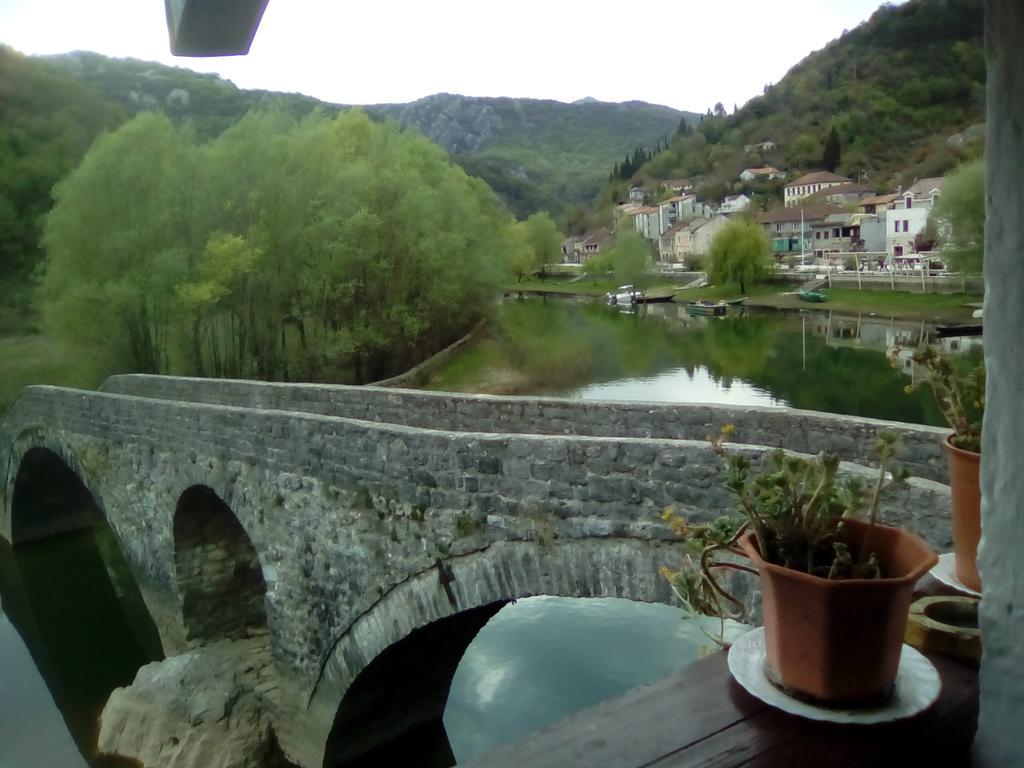 Guest House Perjanik Rijeka Crnojevića Zewnętrze zdjęcie